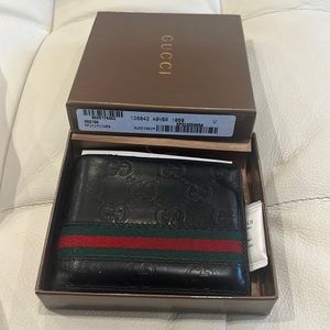 Used Gucci wallet